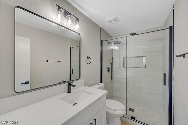 6784 Mataro Drive, Las Vegas, NV 89103