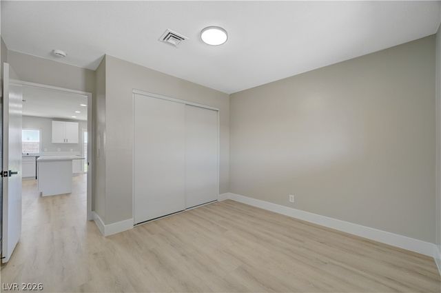 6784 Mataro Drive, Las Vegas, NV 89103