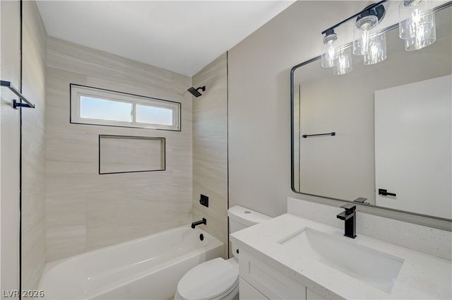 6784 Mataro Drive, Las Vegas, NV 89103