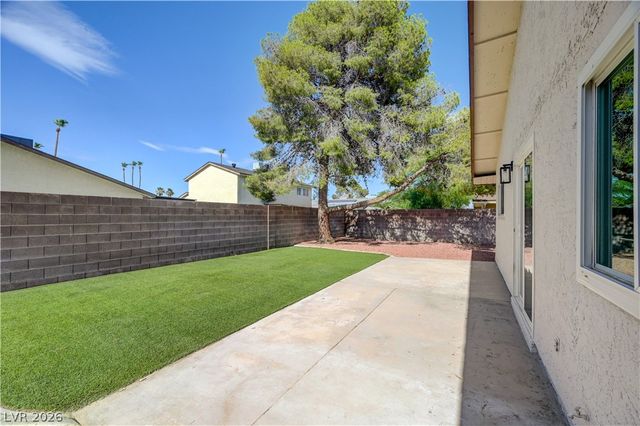 6784 Mataro Drive, Las Vegas, NV 89103