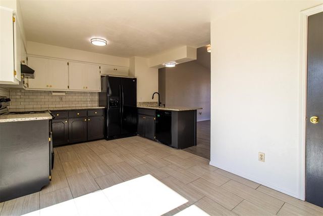 504 W 10th Street, Edmond, OK 73003