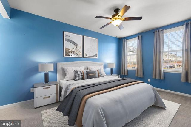 19441 PROMENADE DR, Leesburg, VA 20176