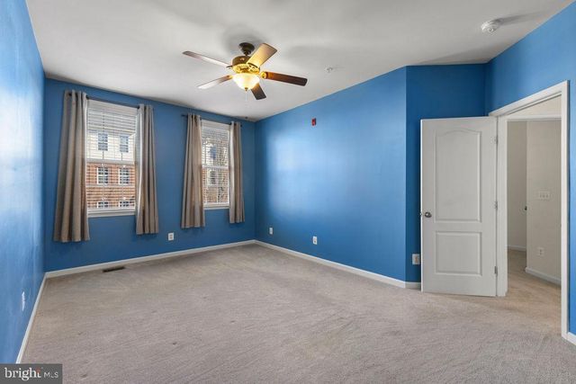 19441 PROMENADE DR, Leesburg, VA 20176