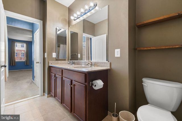 19441 PROMENADE DR, Leesburg, VA 20176