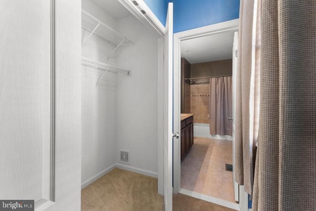 19441 PROMENADE DR, Leesburg, VA 20176