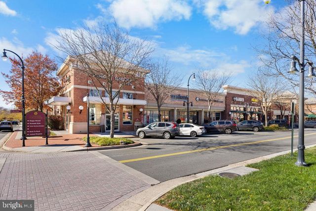 19441 PROMENADE DR, Leesburg, VA 20176