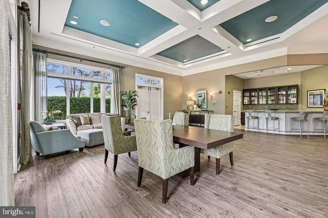 19441 PROMENADE DR, Leesburg, VA 20176