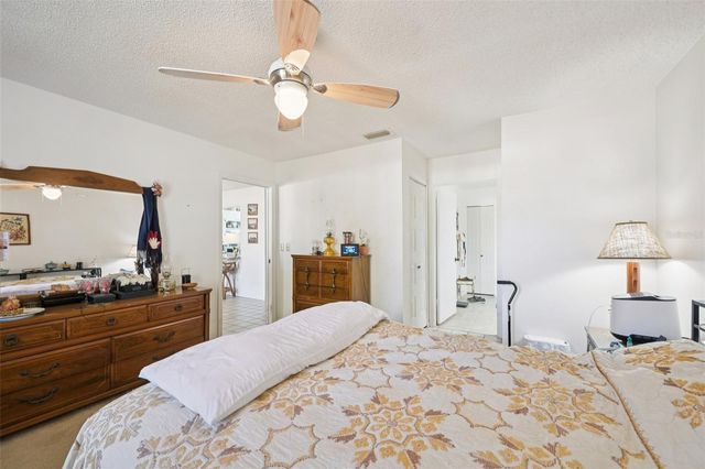 1633 BENTWOOD DRIVE, Sun City Center, FL 33573