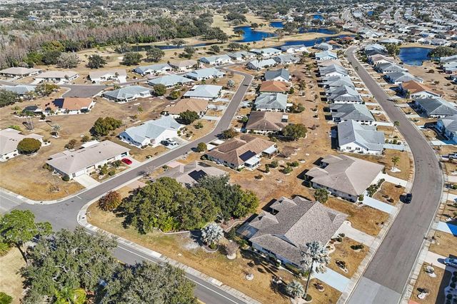 1633 BENTWOOD DRIVE, Sun City Center, FL 33573