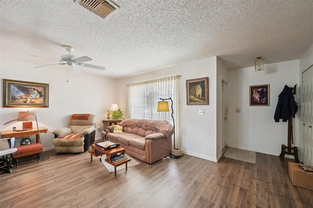 1633 BENTWOOD DRIVE, Sun City Center, FL 33573