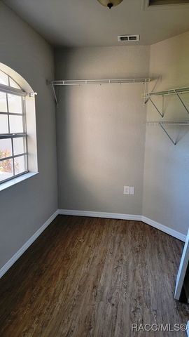 1319 W Anson Place, Citrus Springs, FL 34434