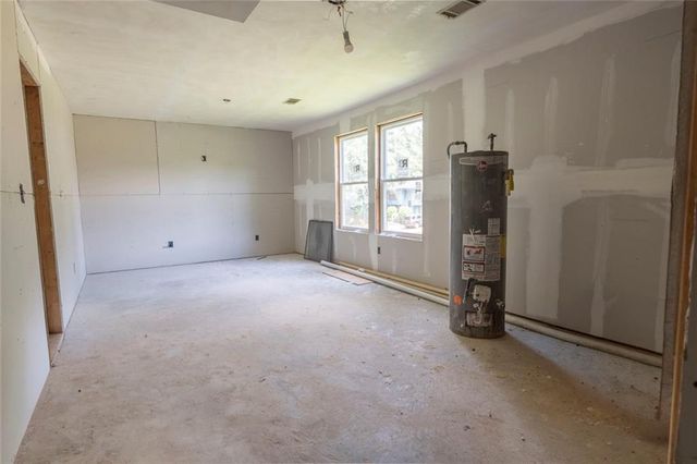4414 Blackbirch Lane, Decatur, GA 30034
