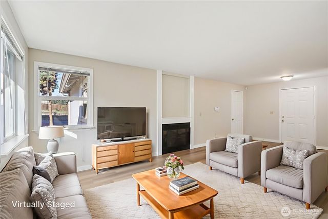 10114 11th Avenue S, Seattle, WA 98168