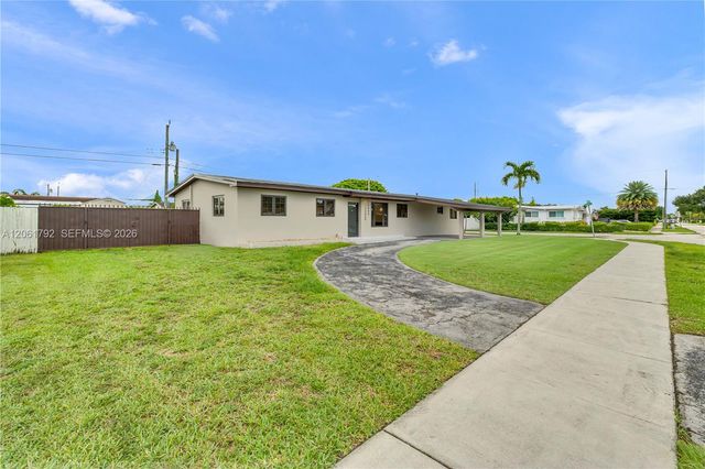 2000 SW 84th Ave, Miami, FL 33155