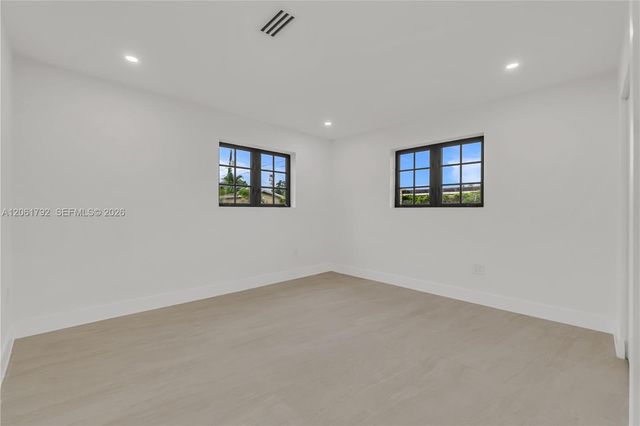 2000 SW 84th Ave, Miami, FL 33155