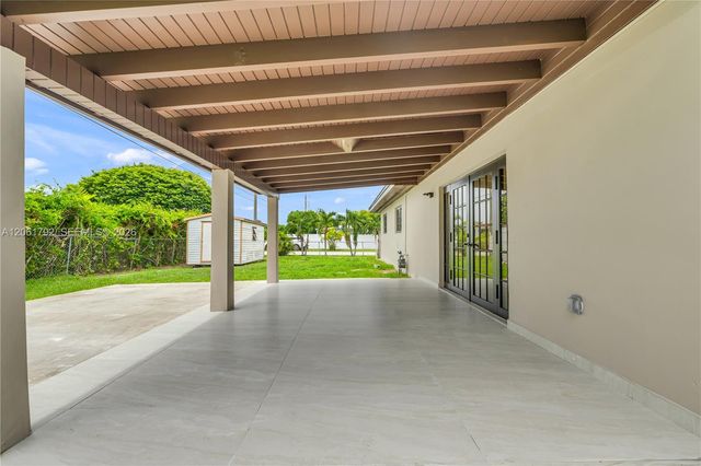 2000 SW 84th Ave, Miami, FL 33155