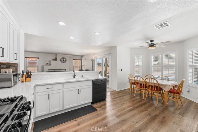 37304 Carousel, Palmdale, CA 93552
