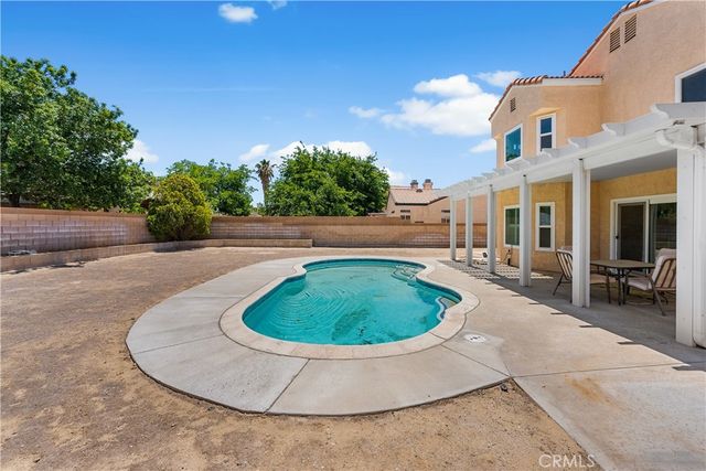 37304 Carousel, Palmdale, CA 93552