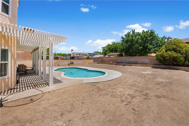 37304 Carousel, Palmdale, CA 93552