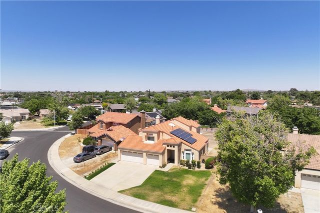 37304 Carousel, Palmdale, CA 93552