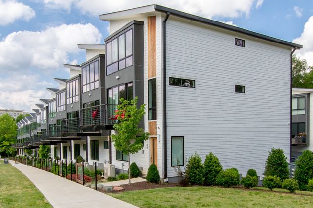 2106 9th Ave N Apt 4, Nashville, TN 37208