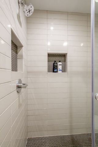 2106 9th Ave N Apt 4, Nashville, TN 37208