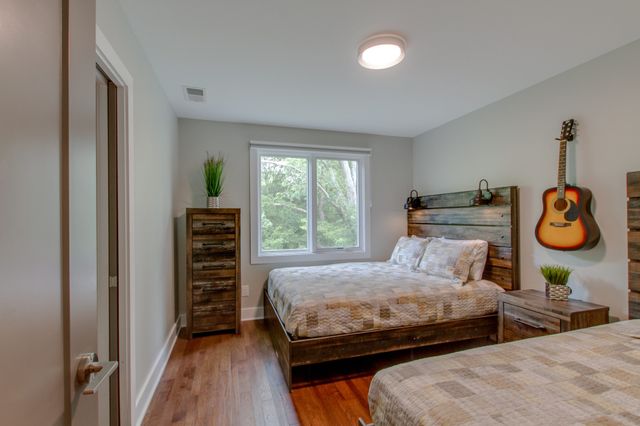 2106 9th Ave N Apt 4, Nashville, TN 37208