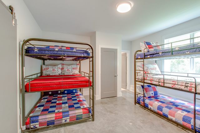 2106 9th Ave N Apt 4, Nashville, TN 37208