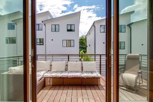 2106 9th Ave N Apt 4, Nashville, TN 37208