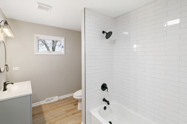 1513 Rickey Drive, Joliet, IL 60433