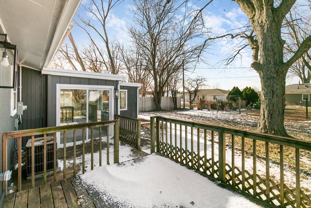 1513 Rickey Drive, Joliet, IL 60433