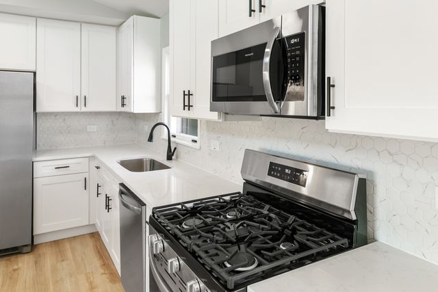 1513 Rickey Drive, Joliet, IL 60433