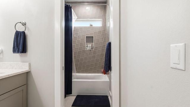 186 Revana Way, Freeport, FL 32439