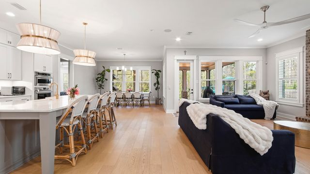 186 Revana Way, Freeport, FL 32439