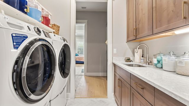 186 Revana Way, Freeport, FL 32439