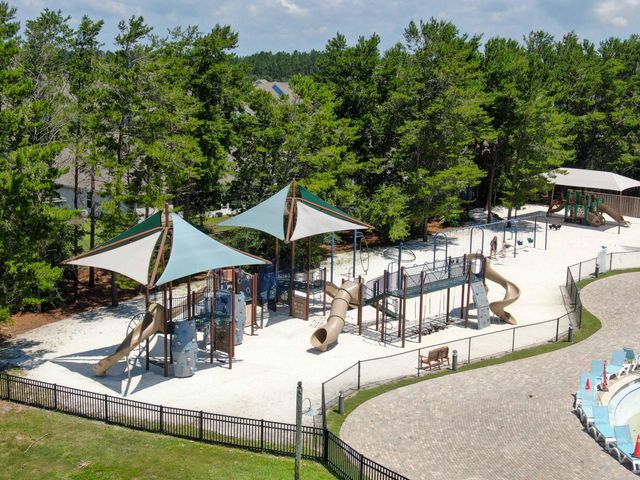 186 Revana Way, Freeport, FL 32439