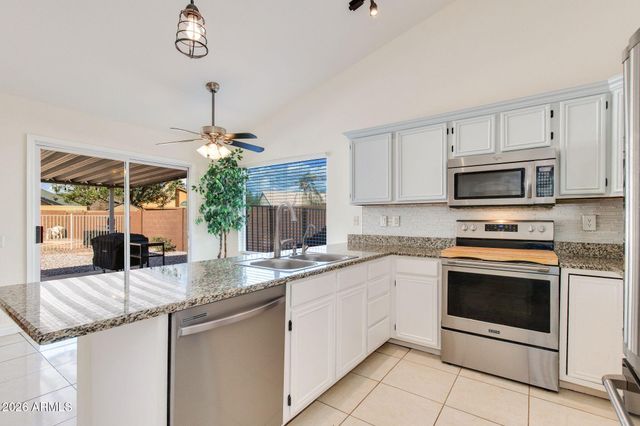 4250 E ENCINAS Avenue, Gilbert, AZ 85234