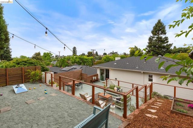 4086 Laguna Ave, Oakland, CA 94602