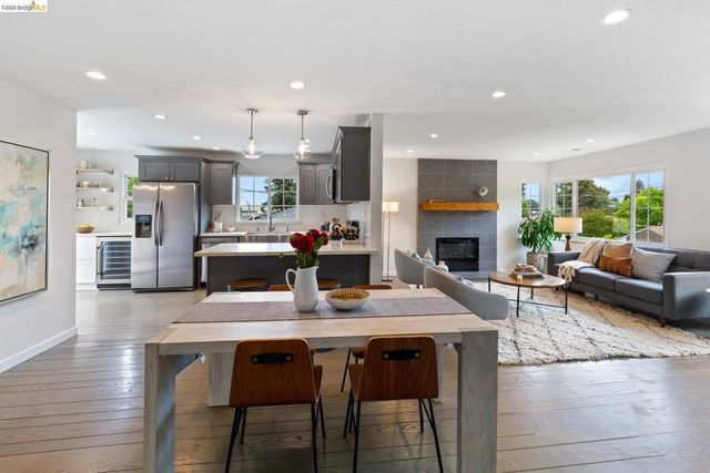 4086 Laguna Ave, Oakland, CA 94602