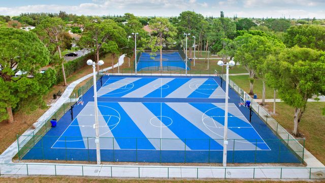 5900 Whispering Pine Way A-1, Greenacres, FL 33463