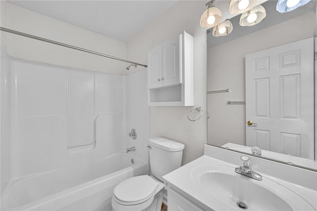 333 Crowfield Drive, Liberty, SC 29657