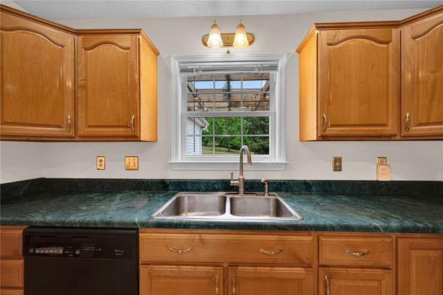 333 Crowfield Drive, Liberty, SC 29657