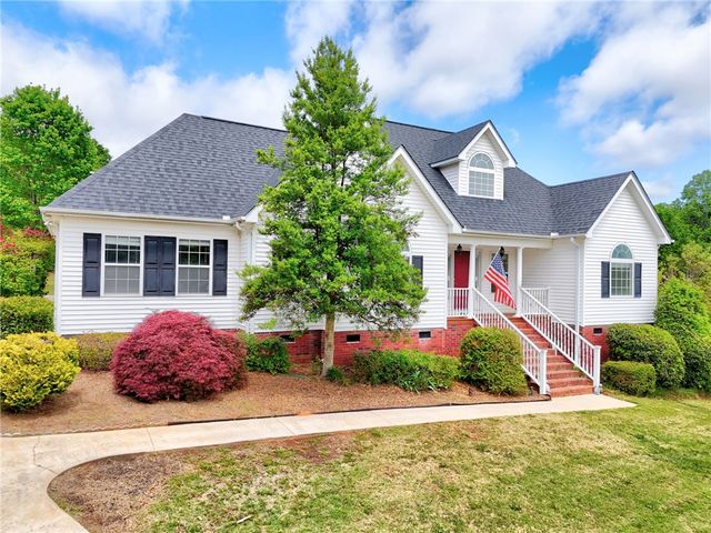 333 Crowfield Drive, Liberty, SC 29657