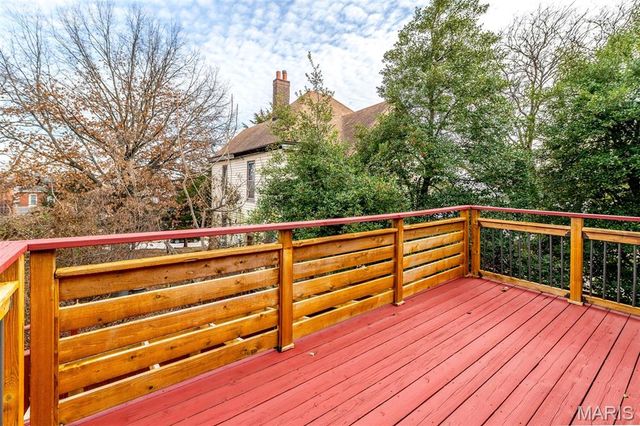 6413 Lloyd Avenue, St Louis, MO 63139