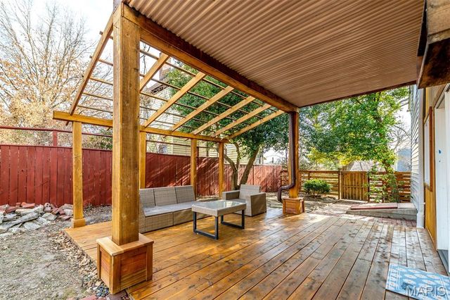 6413 Lloyd Avenue, St Louis, MO 63139