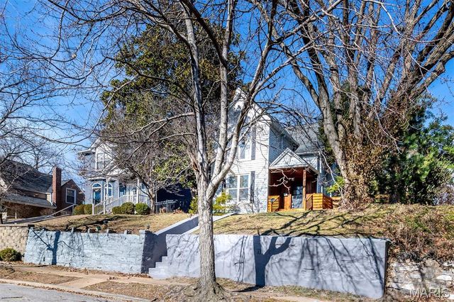 6413 Lloyd Avenue, St Louis, MO 63139