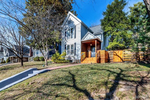 6413 Lloyd Avenue, St Louis, MO 63139