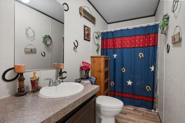202 N 3rd Street E, Dawson, TX 76639