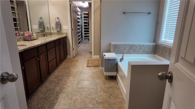 2445 Crimson Downs Drive, Cumming, GA 30040