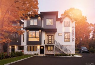 40 Singer Avenue 214, Spring Valley, NY 10977